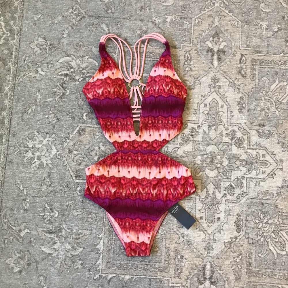 NWT Abercrombie Poolside Mokokini One Piece